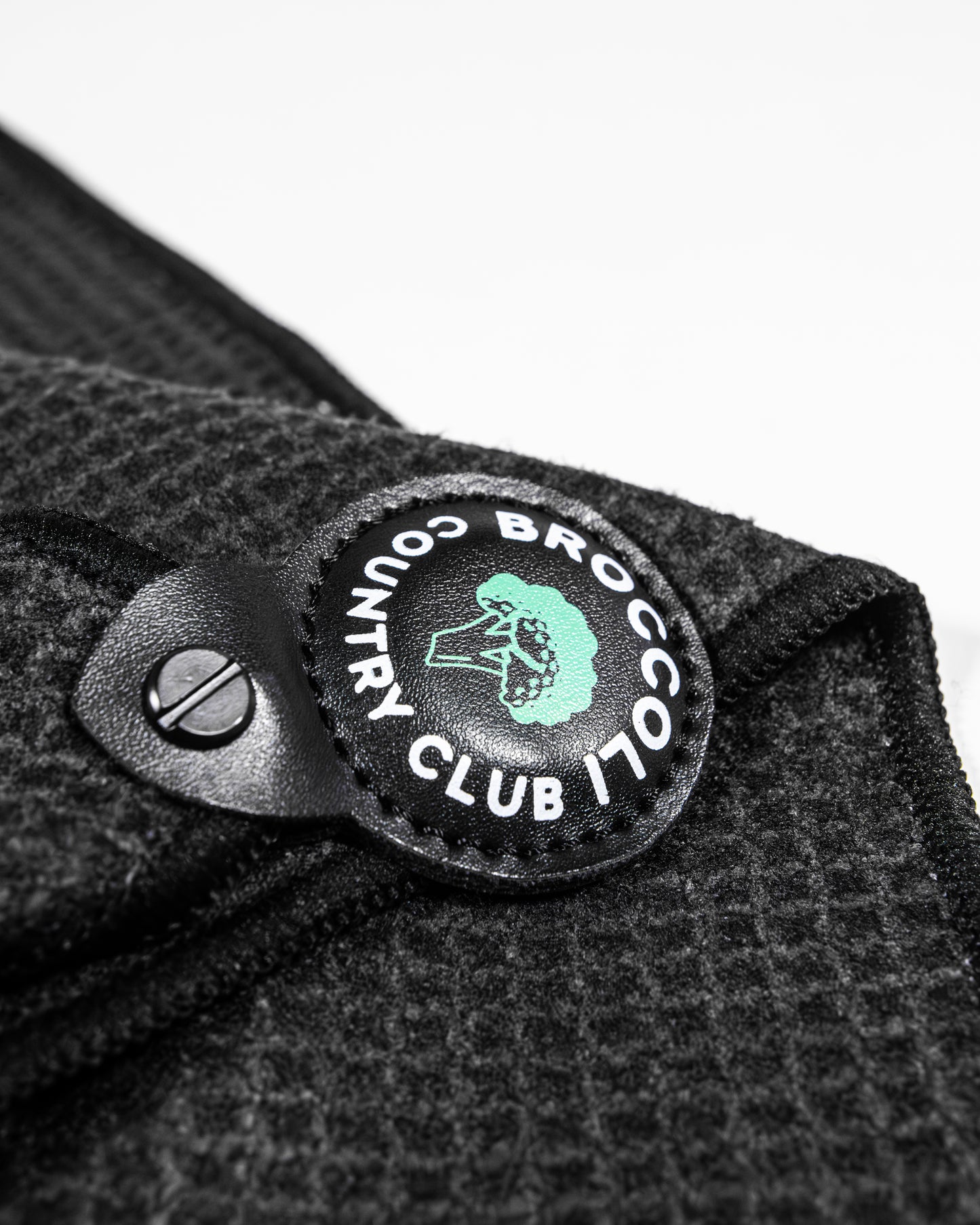 Microfiber Golf Towel + Magnet (Black/Charcoal)